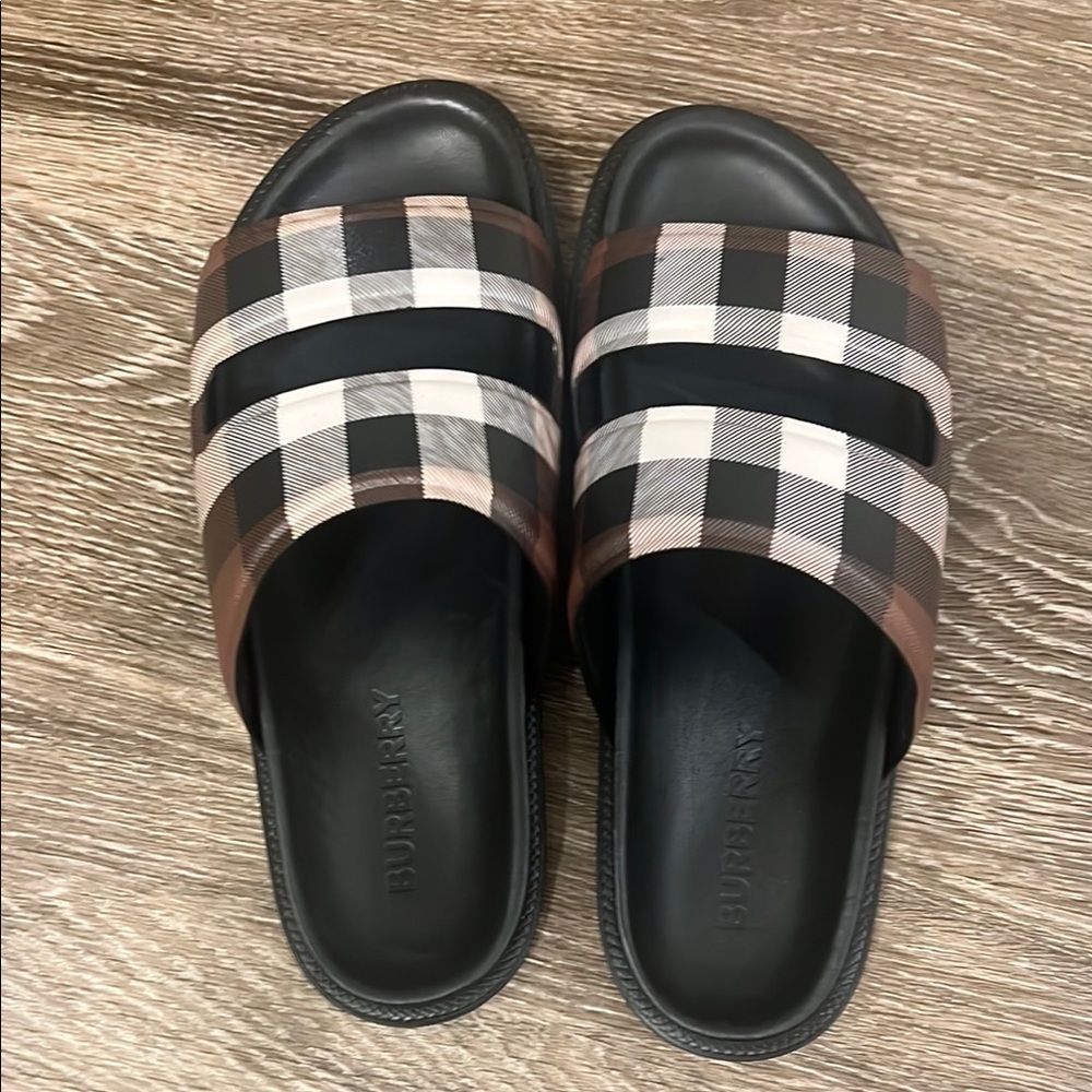 Burberry Black and Brown Sandals - Picture 4 of 6